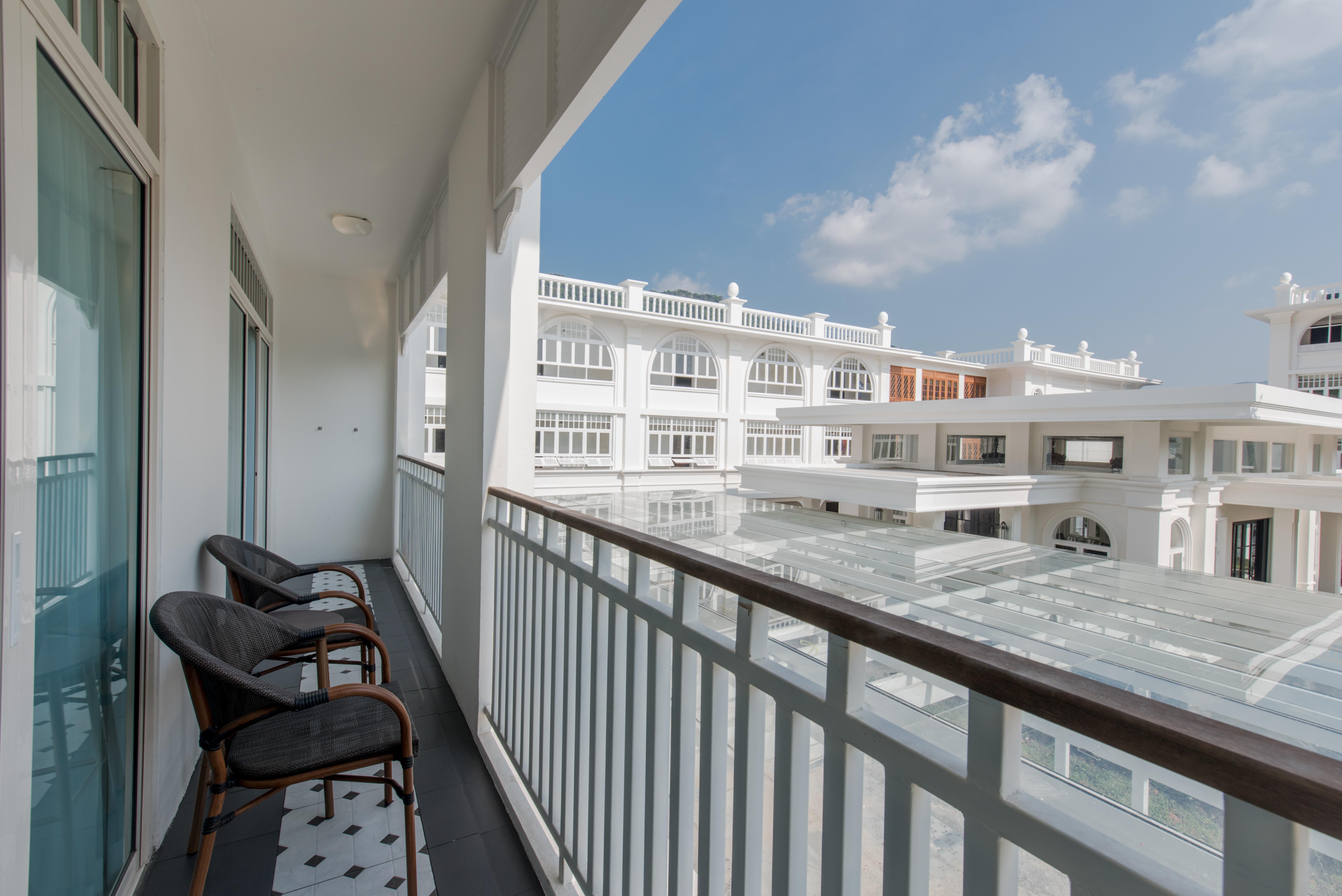 Marina Gallery Resort-Kacha-Kalim Bay - Sha Plus Patong Exterior photo A balcony
